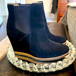 Splendid wedge booties